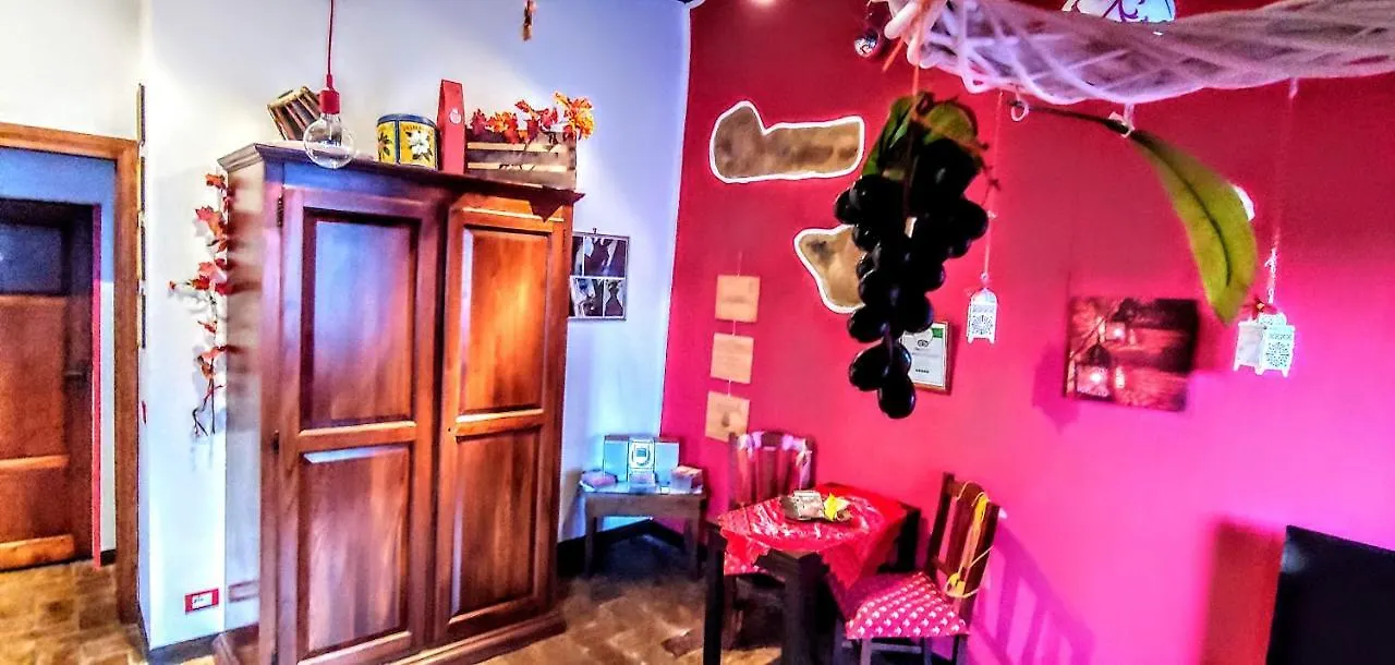 B&B Le Undici Lune San Gimignano Bed & Breakfast