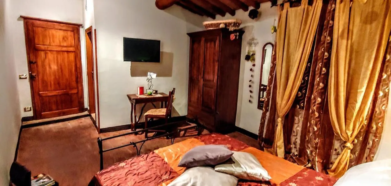 Bed & Breakfast B&B Le Undici Lune San Gimignano Italy