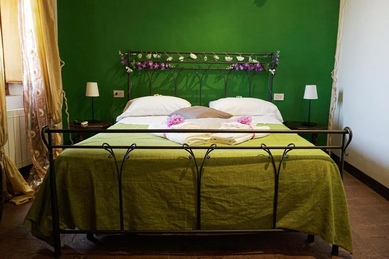 Bed & Breakfast B&B Le Undici Lune San Gimignano Italy